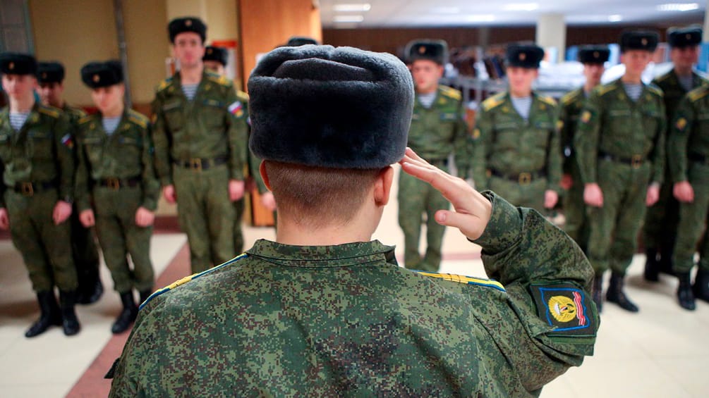 Жесткая "дедовщина": в ГУР рассказали, что происходит с жителями ВОТ, мобилизированных Россией