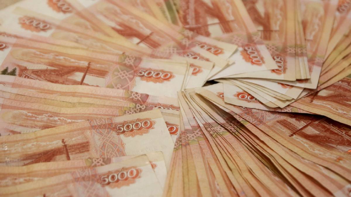 Санкции работают: в России банкоматы прекратили принимать новые купюры