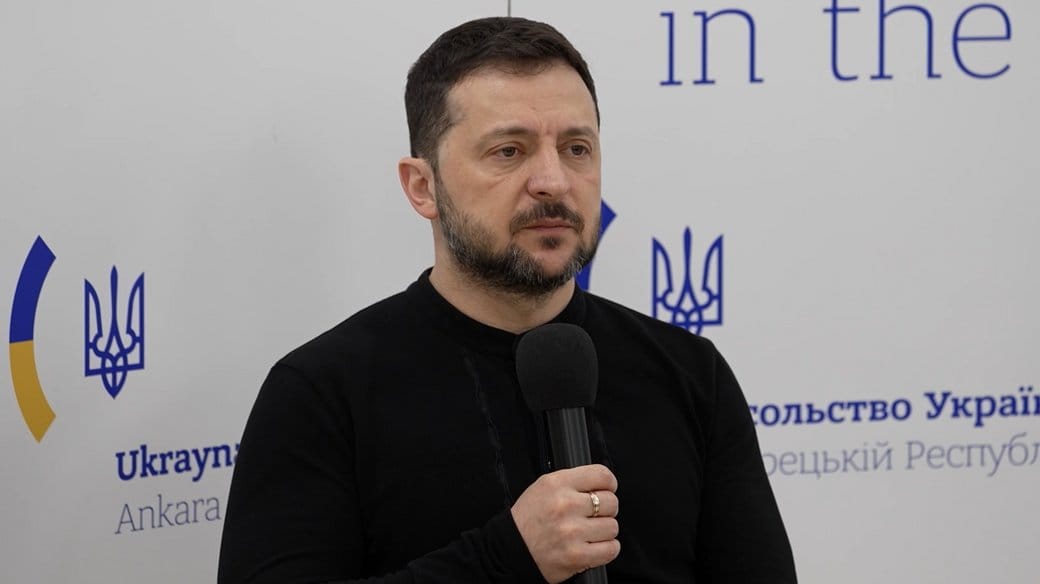 Россияне находятся в постоянном наступлении уже несколько месяцев, – Зеленский