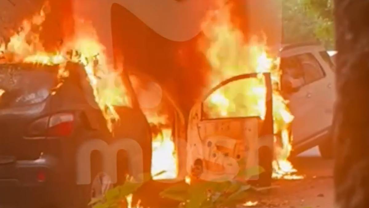 В центре Москвы взорвалось авто: там якобы находились 80-летний ветеран КГБ с дочерью