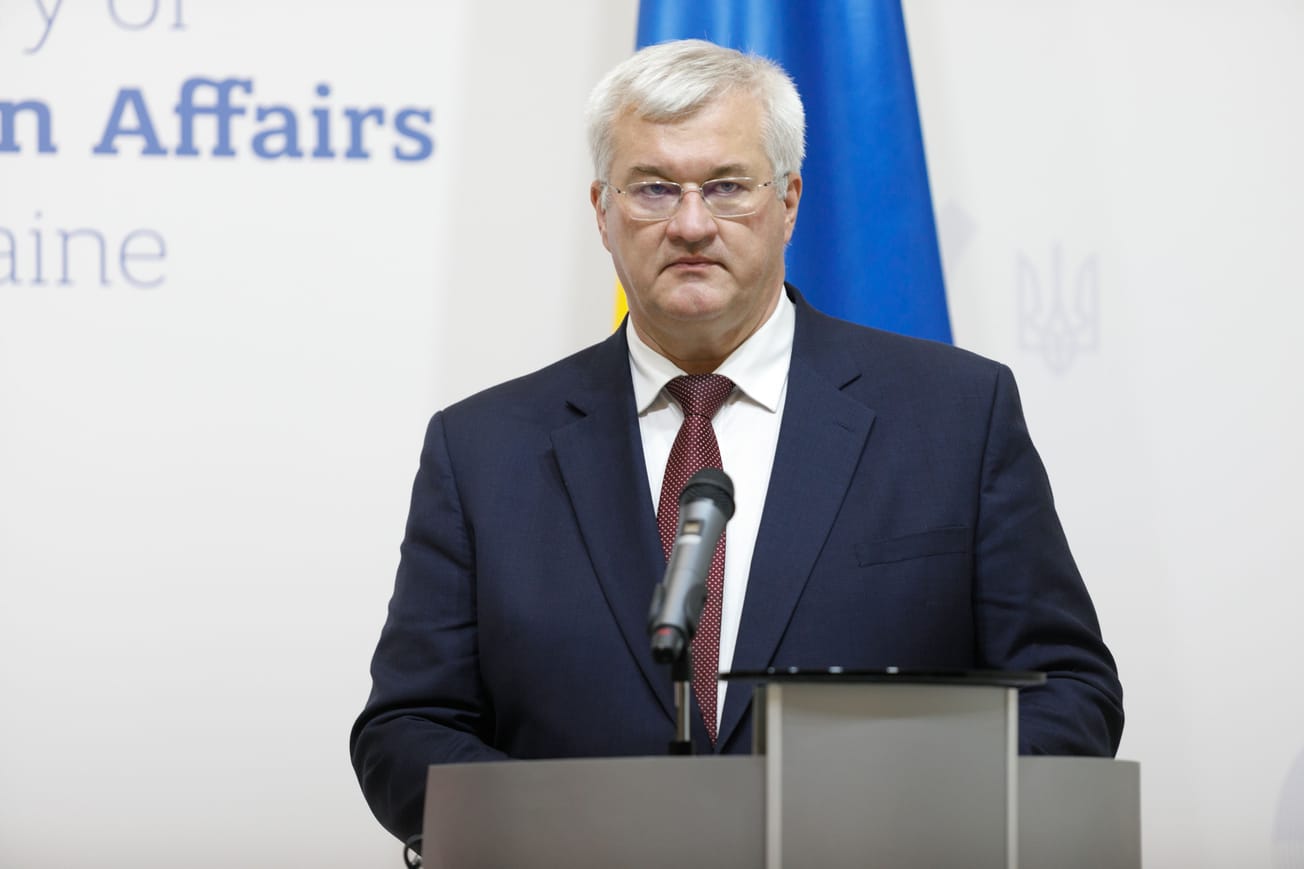 Украина готова к переговорам между Зеленским и Путиным, – Сыбига