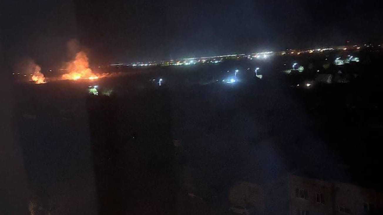 Взрывы слышали в российском Волгограде: там снова пылает НПЗ