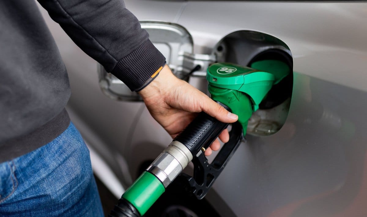 Нехватка топлива, ограничения и высокие цены: как Россия попала в бензиновую ловушку