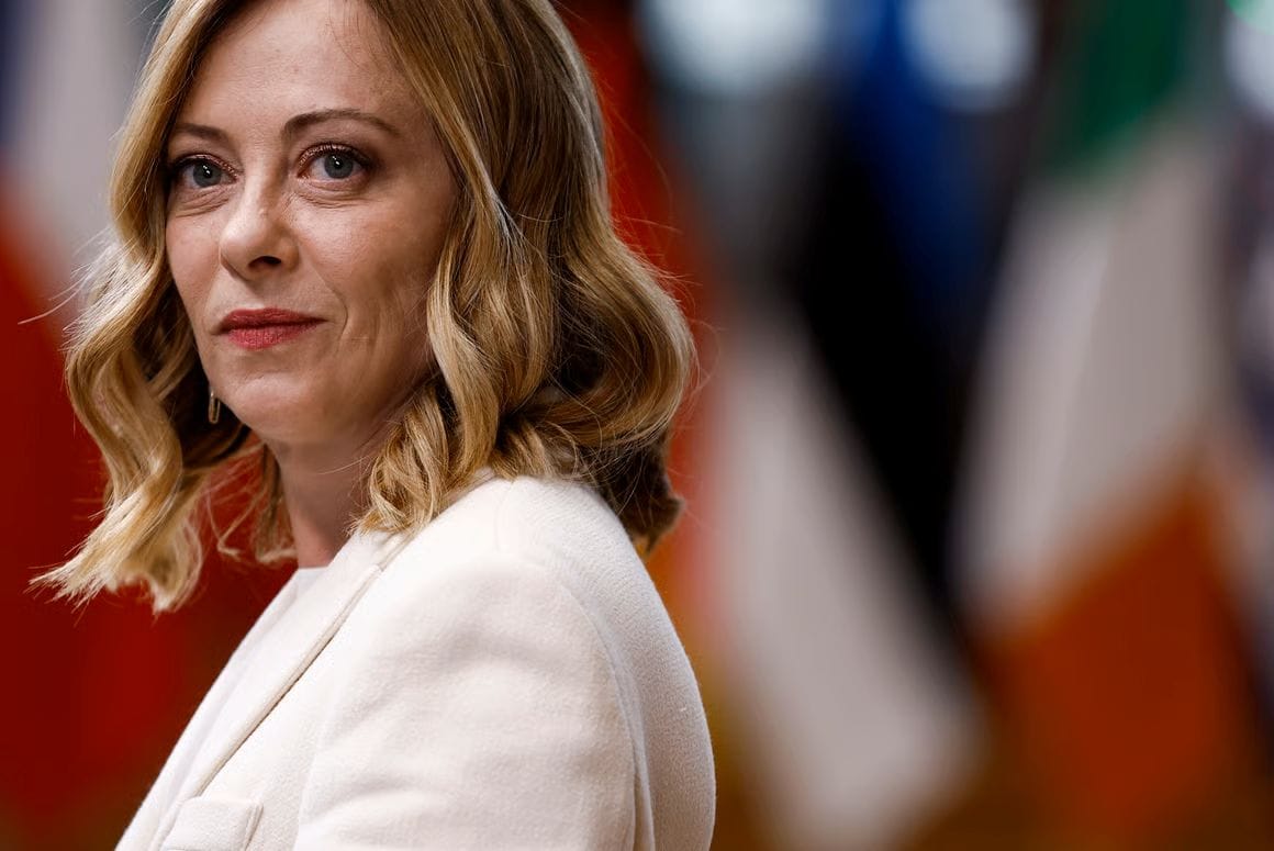 Мелони предлагает предоставить гарантии безопасности, но без вступления в НАТО, – Bloomberg